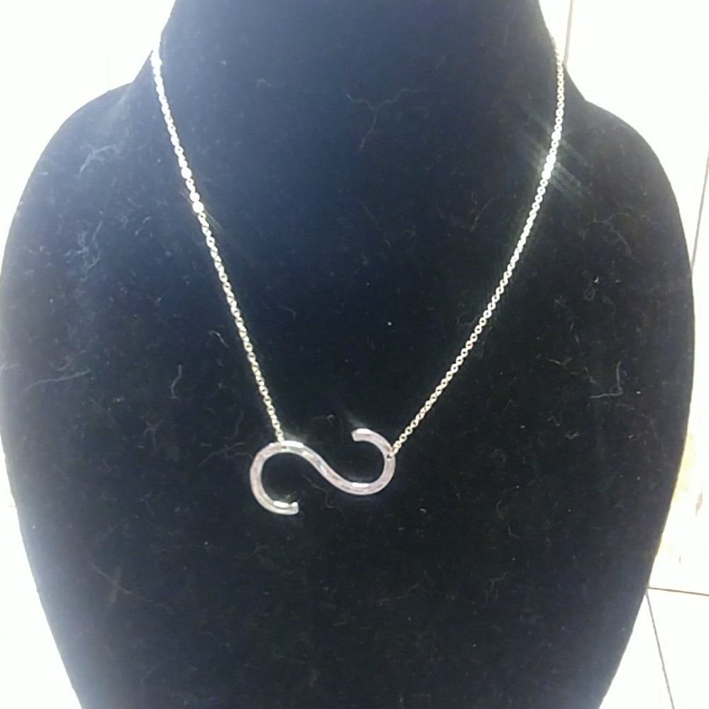 Intial necklace-Letter S